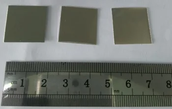 Лист полированного алюминия размером 10 * 10 см